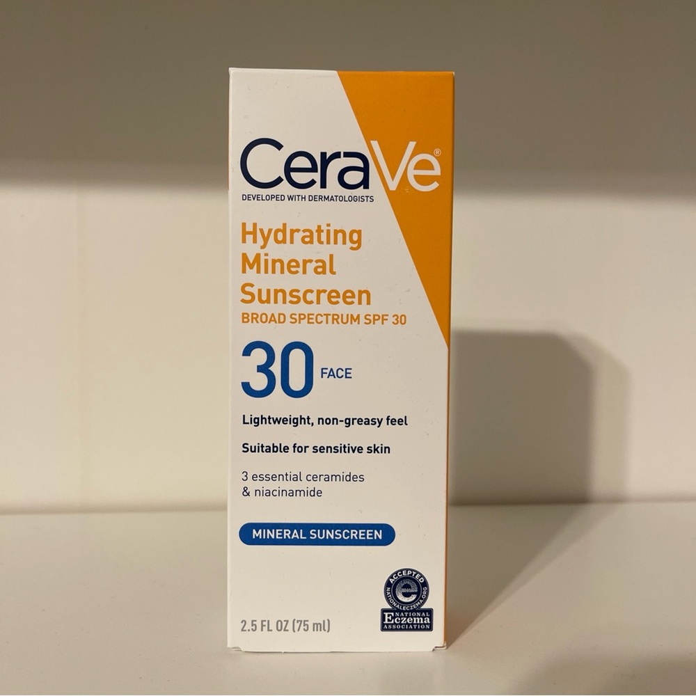 CeraVe Zinc Oxide Hydrating Mineral Face Sunscreen Lotion - SPF 30 - 2.5oz